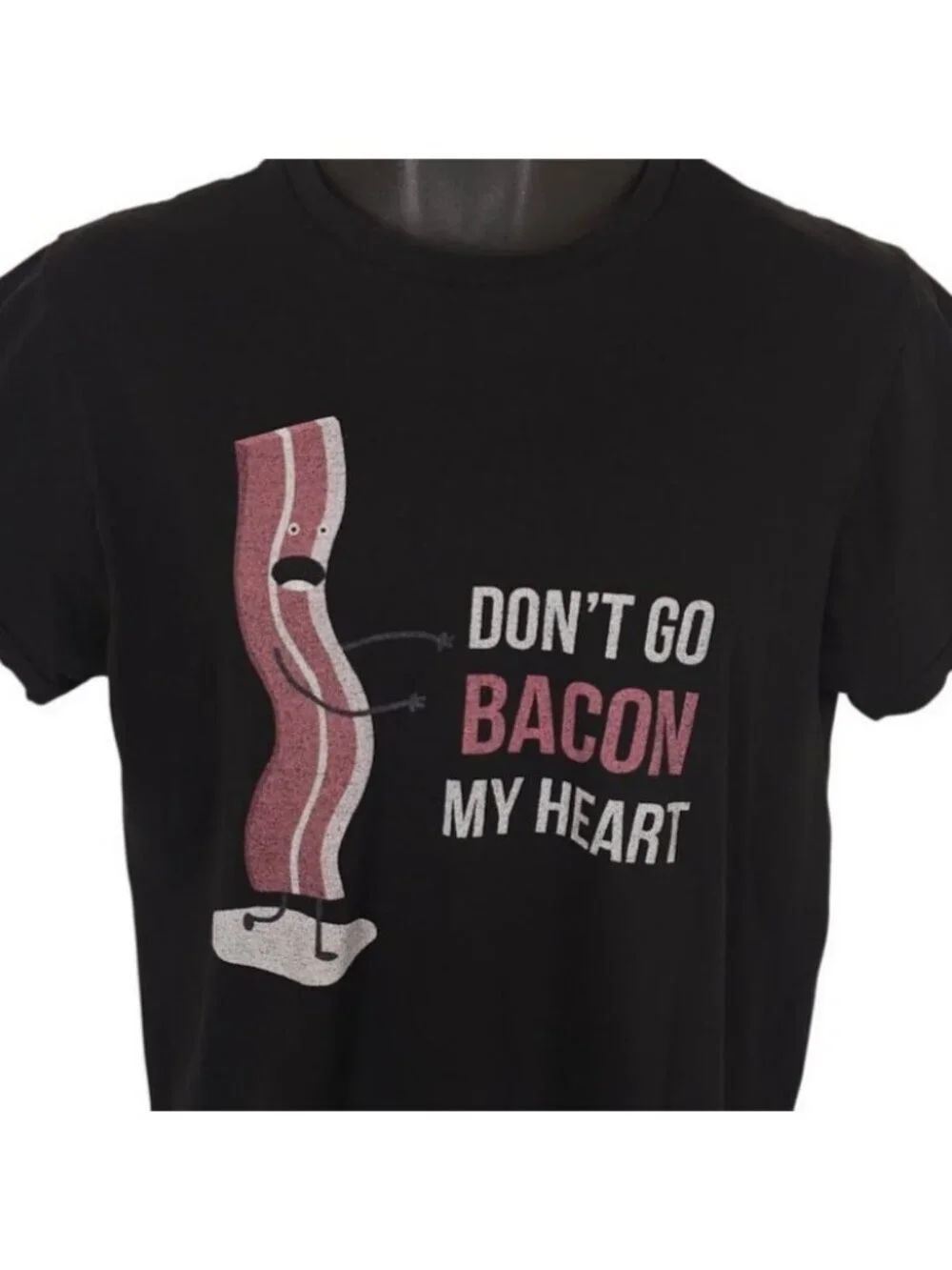 Dont Go Bacon My Heart T Shirt Mens Size Medium Black Funny Humor Snack Tee